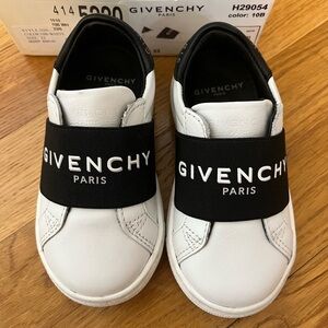 Givenchy Kids Sneakers with Black Strap
